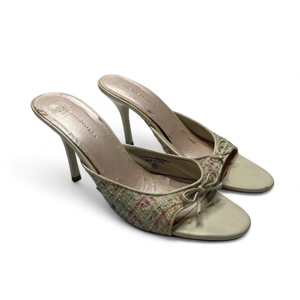 Super cute vintage cream & tan bow heels tweed-like texture size 8 1/2 delicious